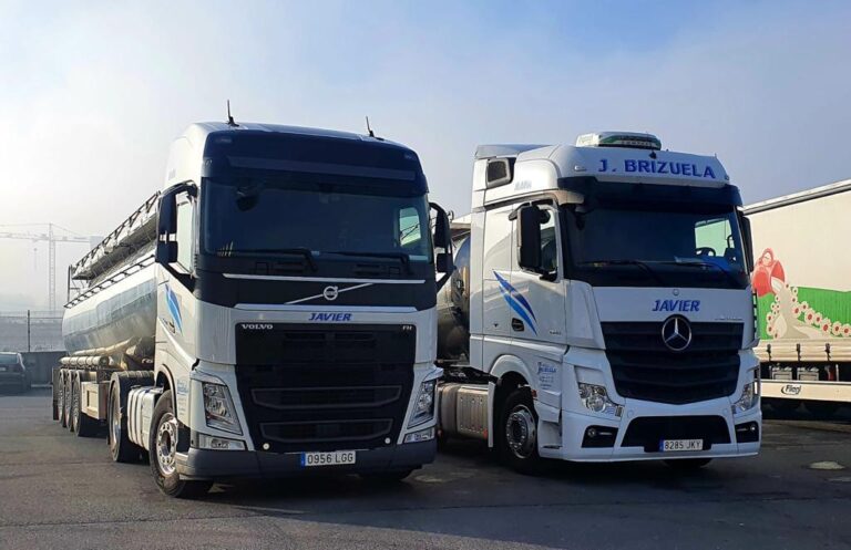 Foto de camiones transportes de alimentos líquidos en España y Portugal